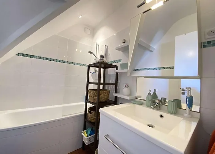 Moderne 3 Avec Terrasse Et Parking Au Centre De La Baule, Proche - Fr-1-245-147 דירה *