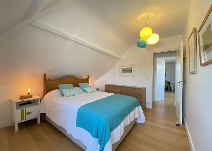 Moderne 3 Avec Terrasse Et Parking Au Centre De La Baule, Proche - Fr-1-245-147 דירה *